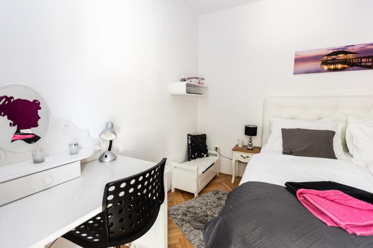 Luxury Apartments Mia Подстрана Екстер'єр фото